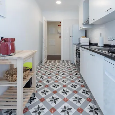 Casa Do Largo - Cozy In The Center & With Ac * Lisbon