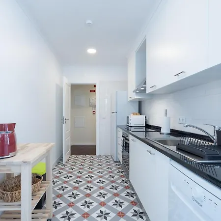 Casa Do Largo - Cozy In The Center & With Ac ליסבון