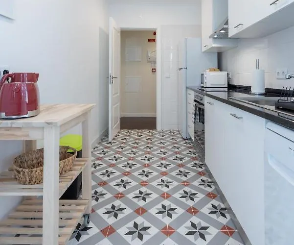 Casa Do Largo - Cozy In The Center & With Ac * ליסבון
